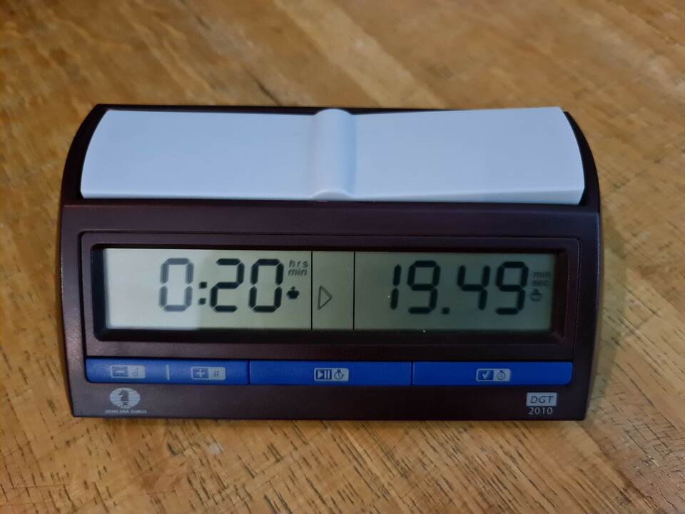 DGT 2010 chess clock: a common type used at Hendon!